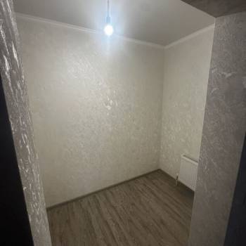 Продается 1-комнатная квартира, 41 м²