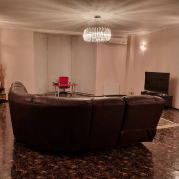 Продается 3-х комнатная квартира, 139 м²