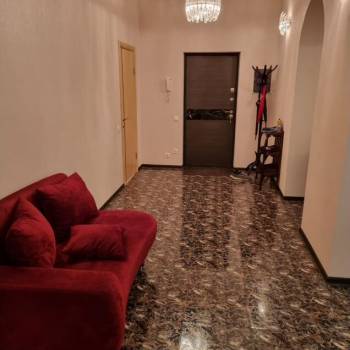 Продается 3-х комнатная квартира, 139 м²