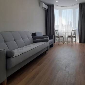 Сдается 1-комнатная квартира, 42 м²