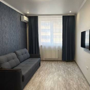 Сдается 1-комнатная квартира, 41 м²