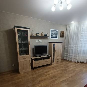 Продается 2-х комнатная квартира, 76 м²