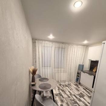 Продается 1-комнатная квартира, 39 м²