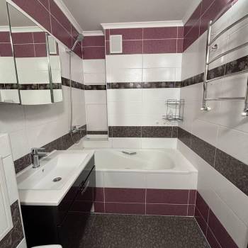 Сдается 2-х комнатная квартира, 65 м²