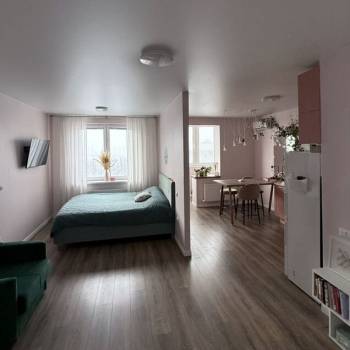 Продается 1-комнатная квартира, 41 м²