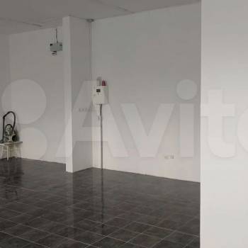 Продается 1-комнатная квартира, 71 м²