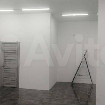 Продается 1-комнатная квартира, 71 м²