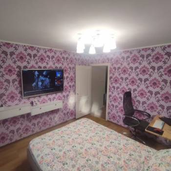 Продается 1-комнатная квартира, 54 м²