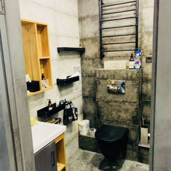 Продается 1-комнатная квартира, 42 м²