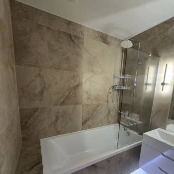 Сдается 2-х комнатная квартира, 70 м²