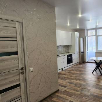 Продается 1-комнатная квартира, 41 м²