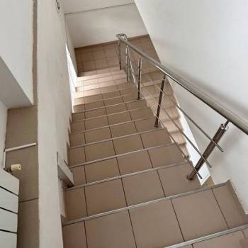 Сдается Нежилое помещение, 300 м²