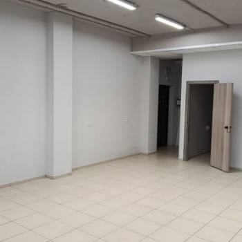 Продается Нежилое помещение, 70 м²