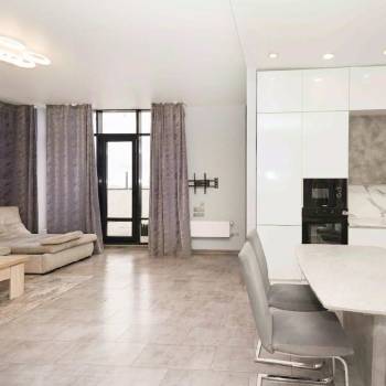 Сдается Многокомнатная квартира, 159 м²