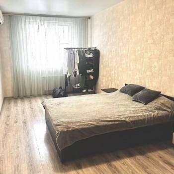 Сдается 1-комнатная квартира, 45 м²