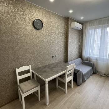 Сдается 1-комнатная квартира, 45 м²