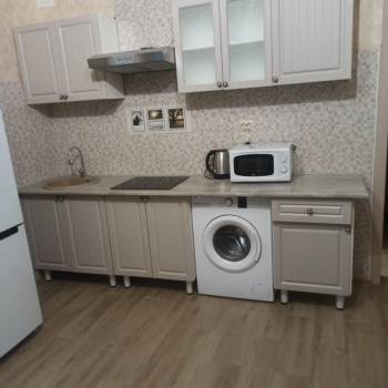 Сдается 1-комнатная квартира, 46 м²