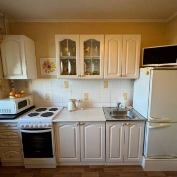 Сдается 1-комнатная квартира, 40 м²