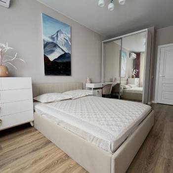 Продается 1-комнатная квартира, 35 м²