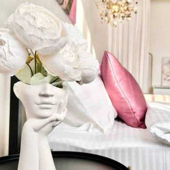 Сдается 1-комнатная квартира, 54 м²