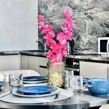 Сдается 1-комнатная квартира, 54 м²