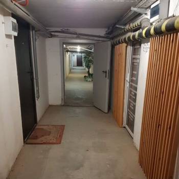 Продается Нежилое помещение, 10 м²