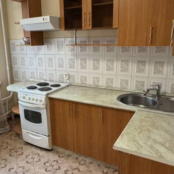 Сдается 1-комнатная квартира, 40 м²