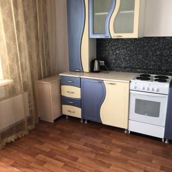 Сдается 1-комнатная квартира, 37,6 м²