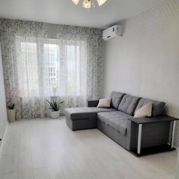 Сдается 1-комнатная квартира, 38 м²