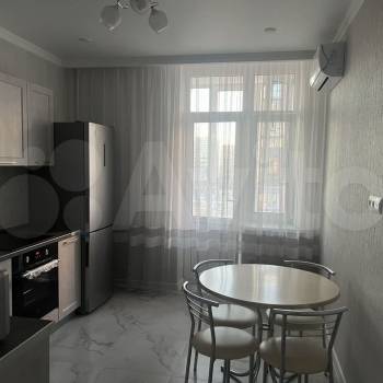 Сдается 2-х комнатная квартира, 59 м²