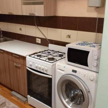 Продается 1-комнатная квартира, 30 м²