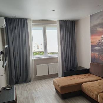 Сдается 1-комнатная квартира, 40 м²