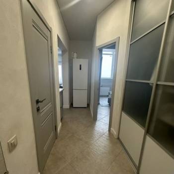 Продается 1-комнатная квартира, 36 м²