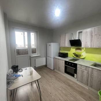 Сдается 1-комнатная квартира, 38 м²