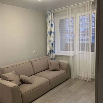 Продается 1-комнатная квартира, 45 м²