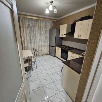 Сдается 1-комнатная квартира, 37 м²