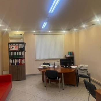 Продается Нежилое помещение, 50 м²