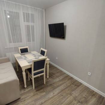 Продается 1-комнатная квартира, 39 м²