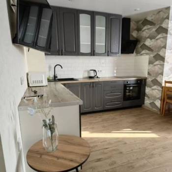 Сдается 1-комнатная квартира, 42 м²