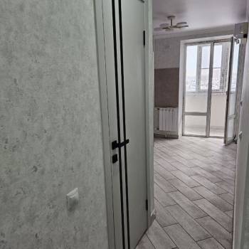 Продается 1-комнатная квартира, 41 м²