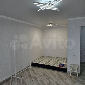 Продается 1-комнатная квартира, 41 м²