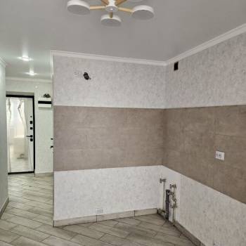 Продается 1-комнатная квартира, 41 м²