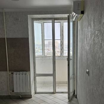 Продается 1-комнатная квартира, 41 м²