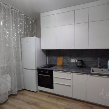 Сдается 1-комнатная квартира, 39 м²
