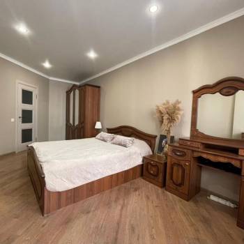 Продается 1-комнатная квартира, 41,5 м²