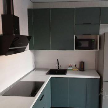 Сдается 2-х комнатная квартира, 82 м²