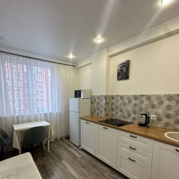 Сдается 1-комнатная квартира, 40 м²