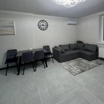 Сдается 2-х комнатная квартира, 60 м²
