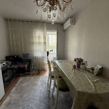 Продается 1-комнатная квартира, 35 м²
