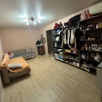 Продается 1-комнатная квартира, 32,7 м²